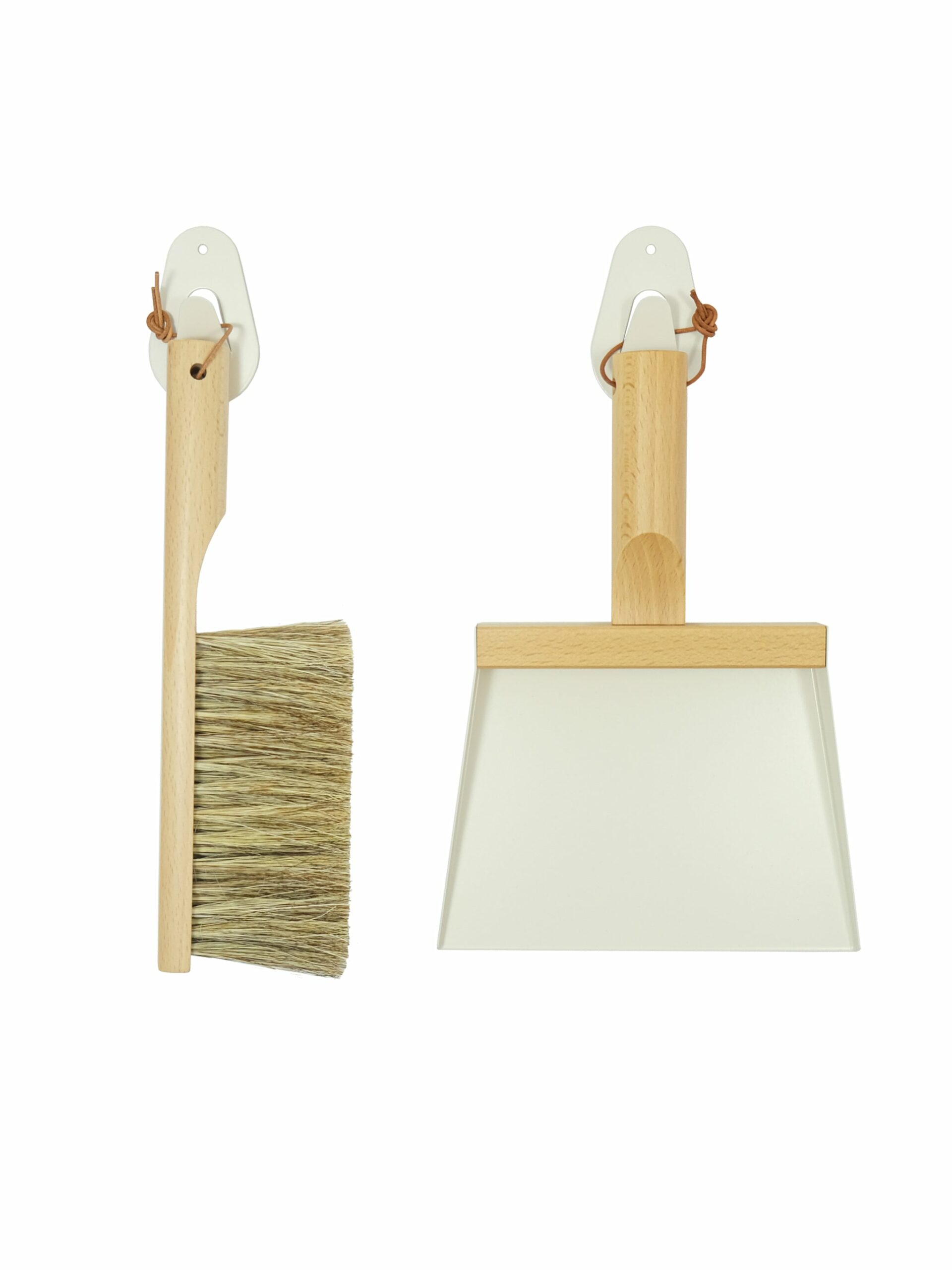 Andrée Jardin Mr. and Mrs. Clynk Hand Brush, Dustpan & Wall Hook Set