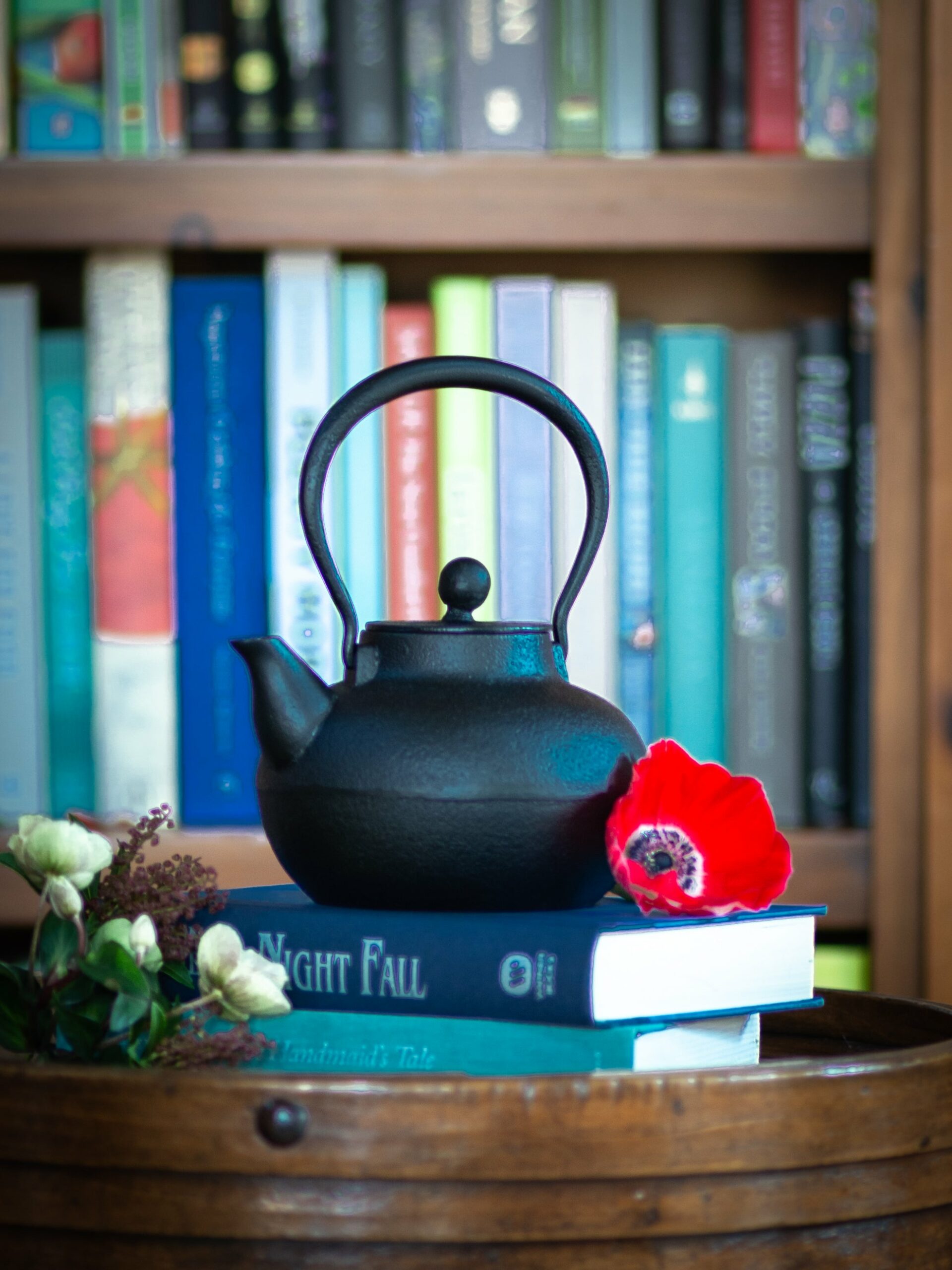 Maru Japanese Cast Iron Tea Kettle