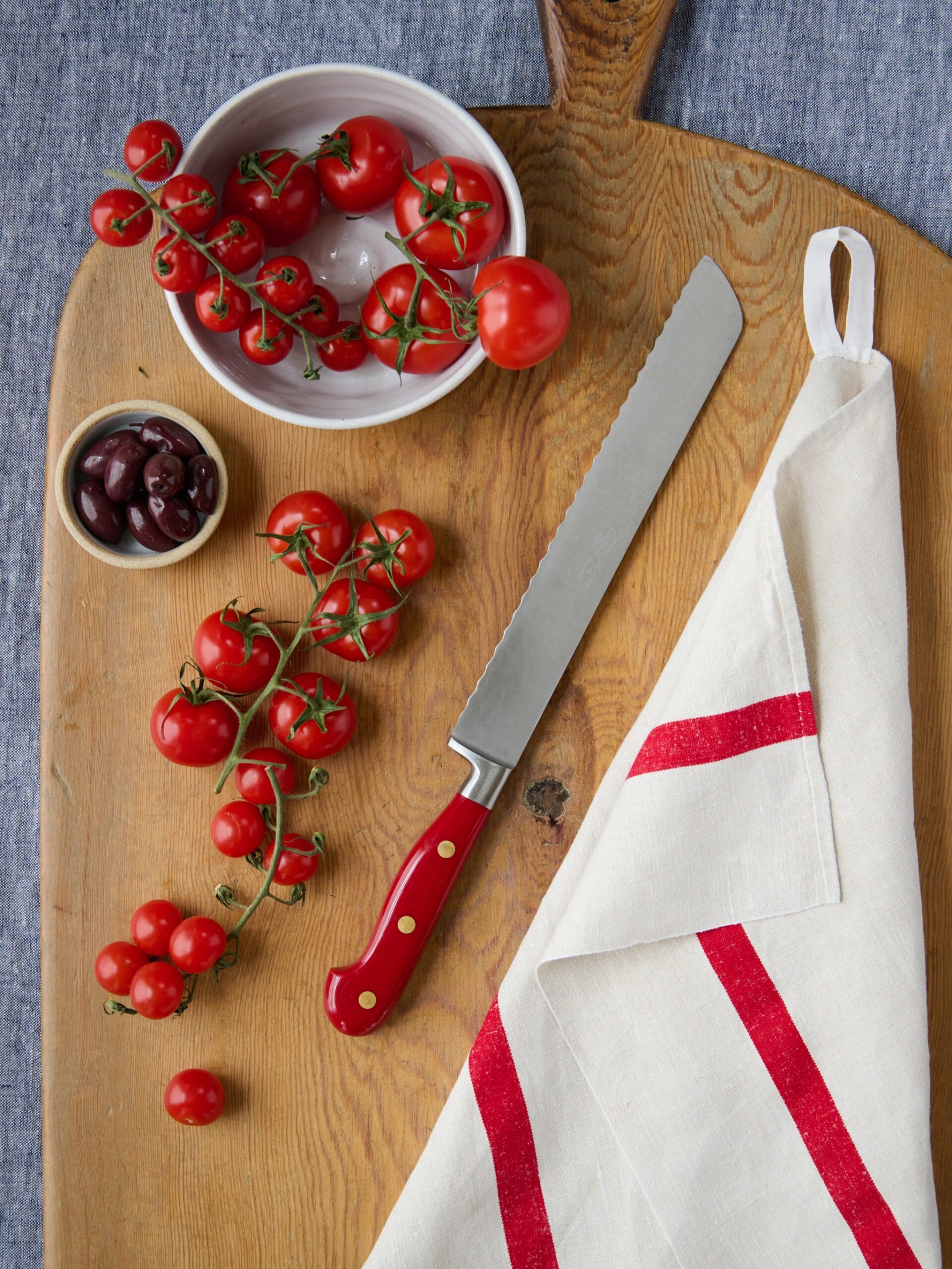 Berti Cutlery Red Insieme Lucite Knives