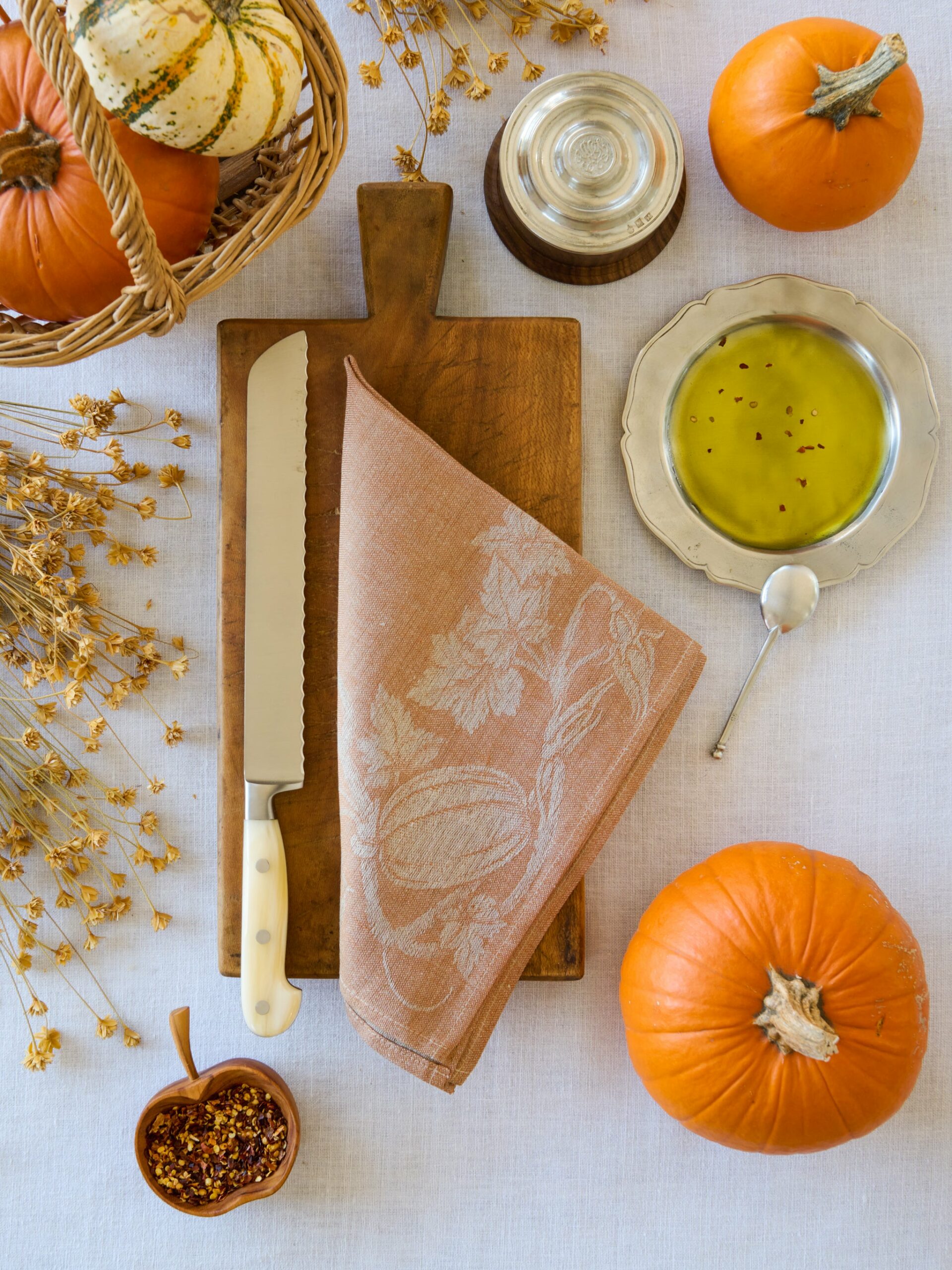 Autumn Harvest Pumpkin Linen Collection