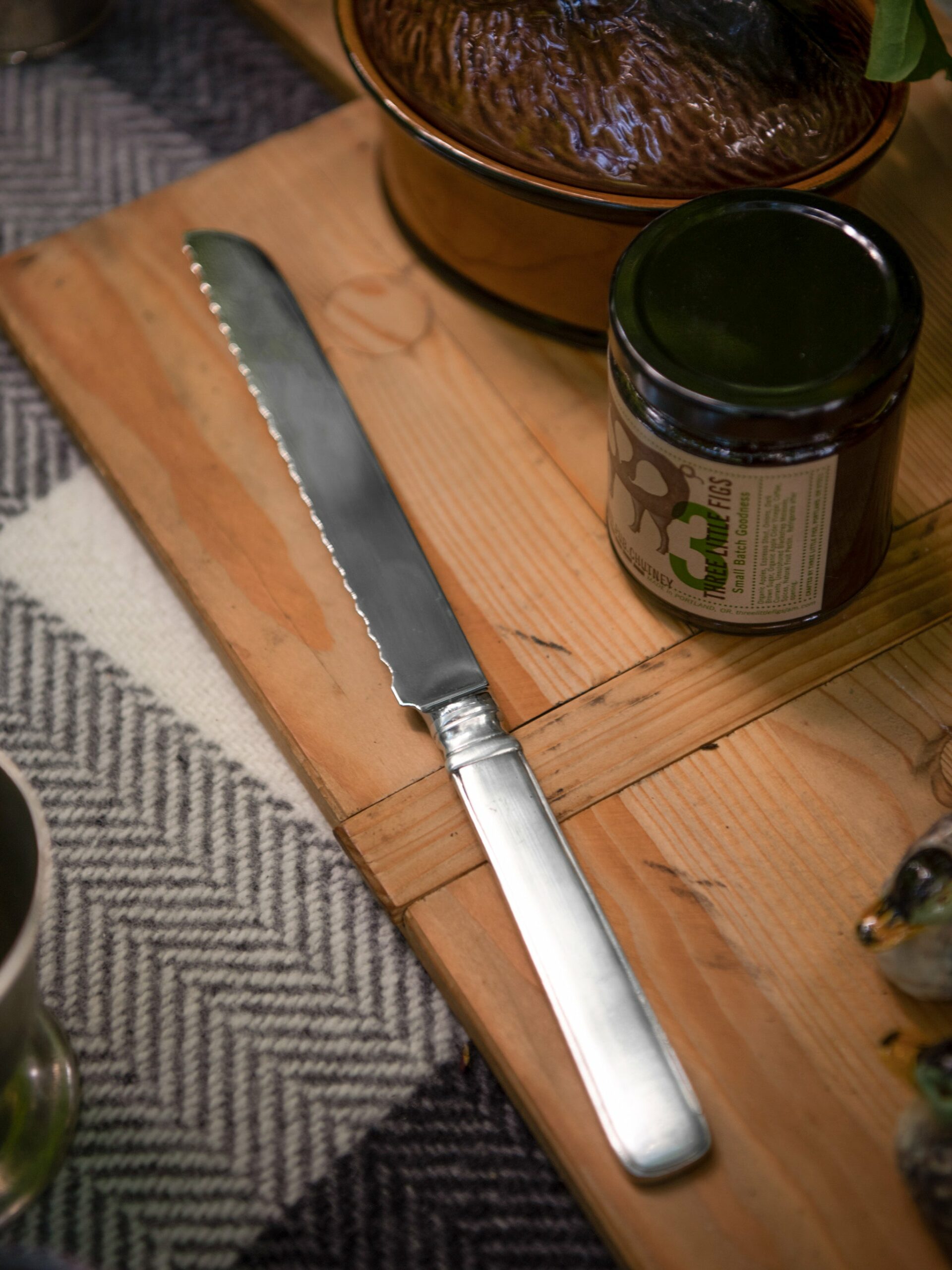 MATCH Pewter Gabriella Bread Knife