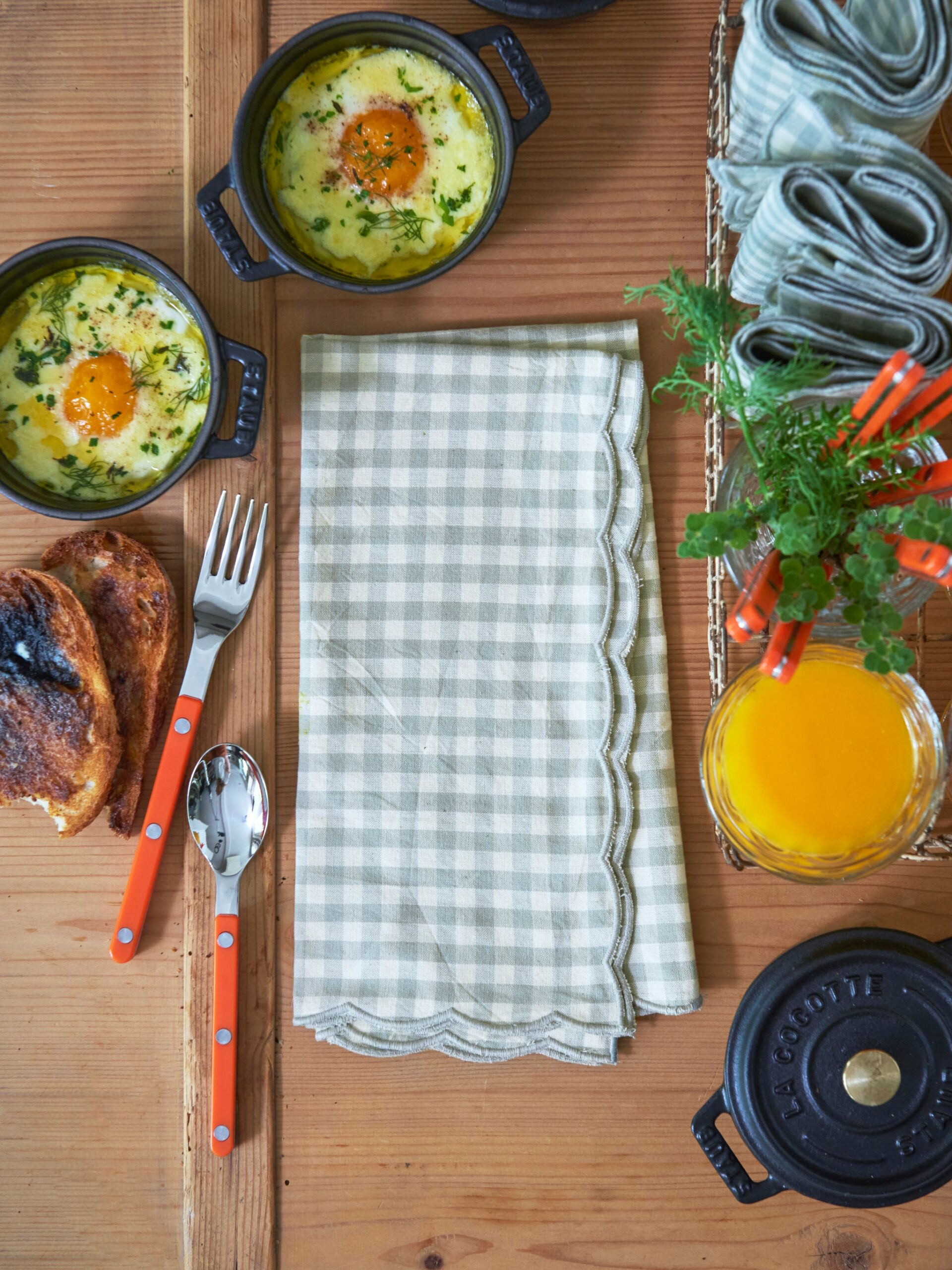 Petite Gingham Scalloped Napkins