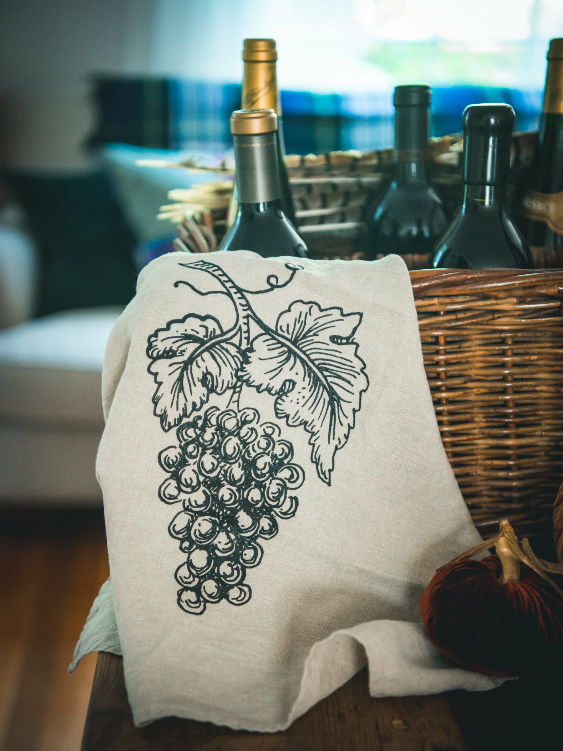 Wine Grapes Linen Kitchen Towel